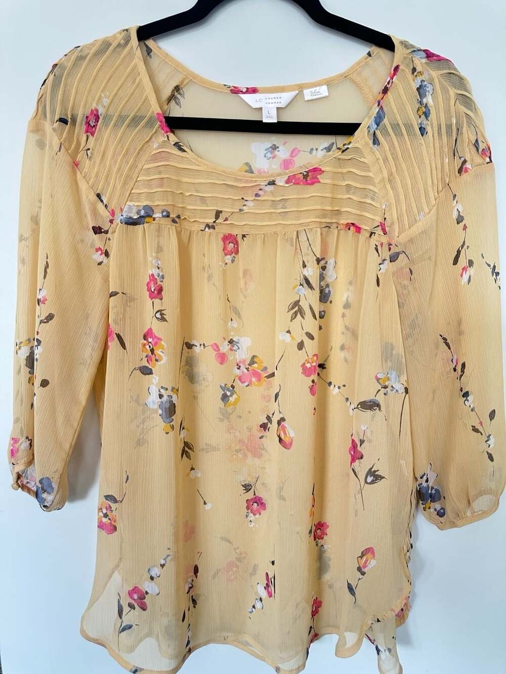 LC Lauren Conrad Women's Sheer Floral Print Pleated Detail Blouse